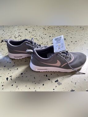Nike Gray Sneakers with Light Pink Swoosh